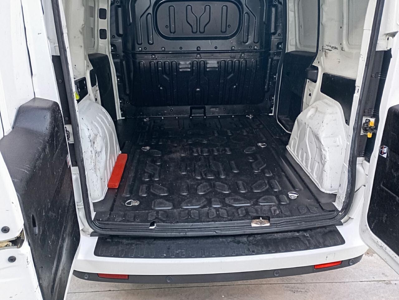 Fiat Doblo Cargo 1.3 Multijet SX