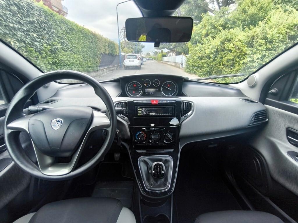 LANCIA YPSILON 1,3 MJT PLATINUM 95CV- OK NEOPATENTATI