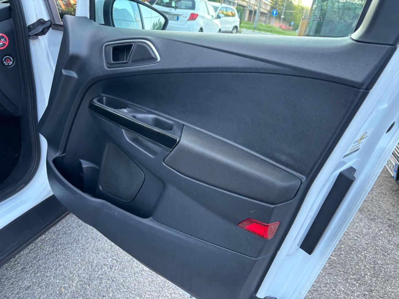 Ford B-Max 1.0 benzina 100 CV Titanium OK NEOPATENTATI