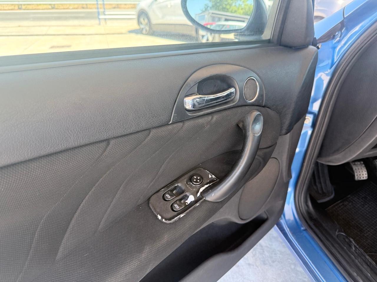 Alfa Romeo 147 1.6 16V TS (105) 5 porte Black Line