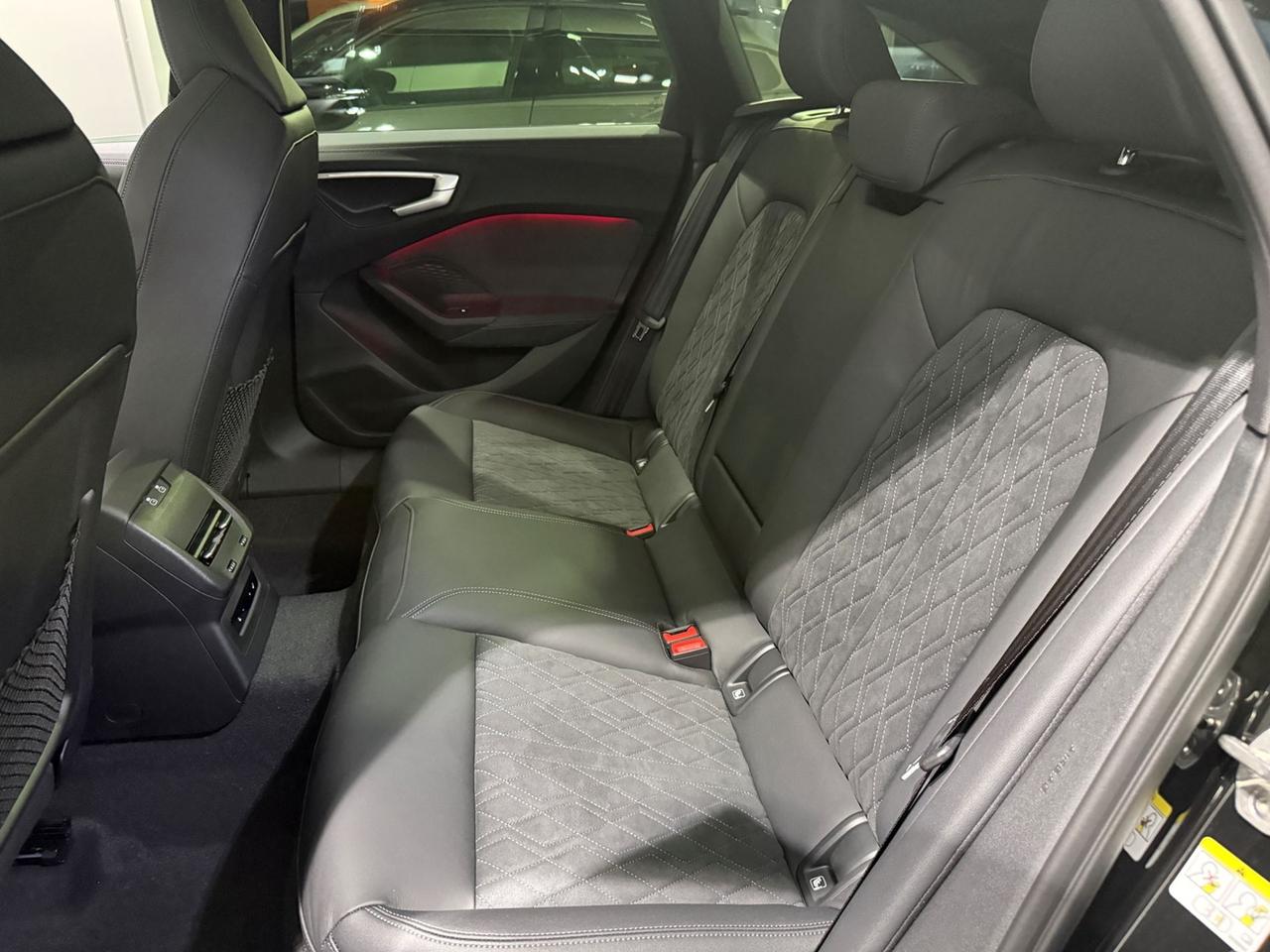 AUDI A5 III 2024 Avant A5 Avant 2.0 e-hybrid S line edition quattro 299cv s-tronic