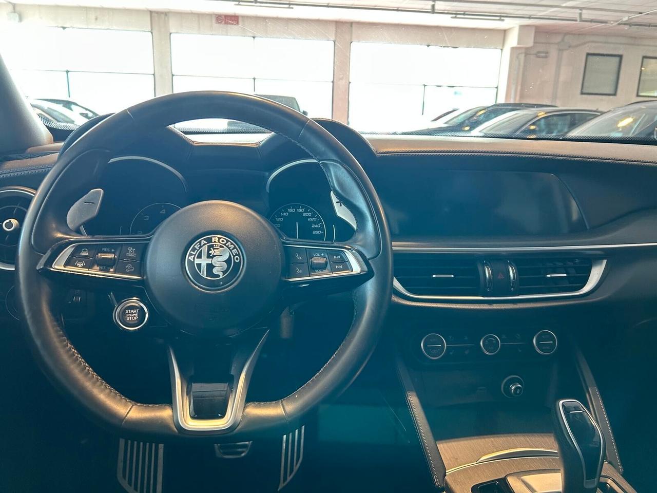 Alfa Romeo Stelvio Ti 2.2 Turbodiesel AT8 Q4 SPOTICAR