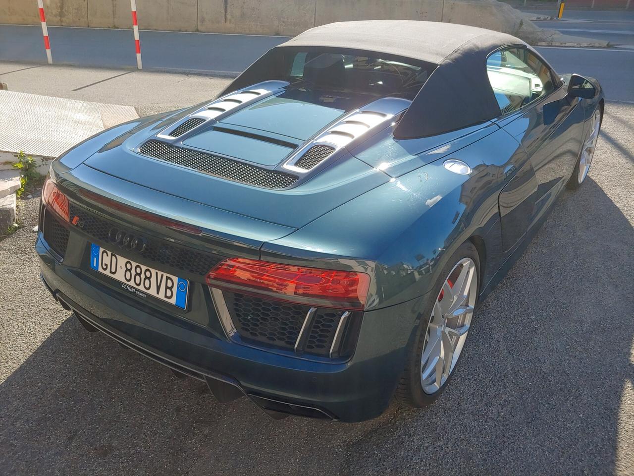 Audi R8 R8 Spyder 5.2 V10 fsi quattro 540cv s-tronic