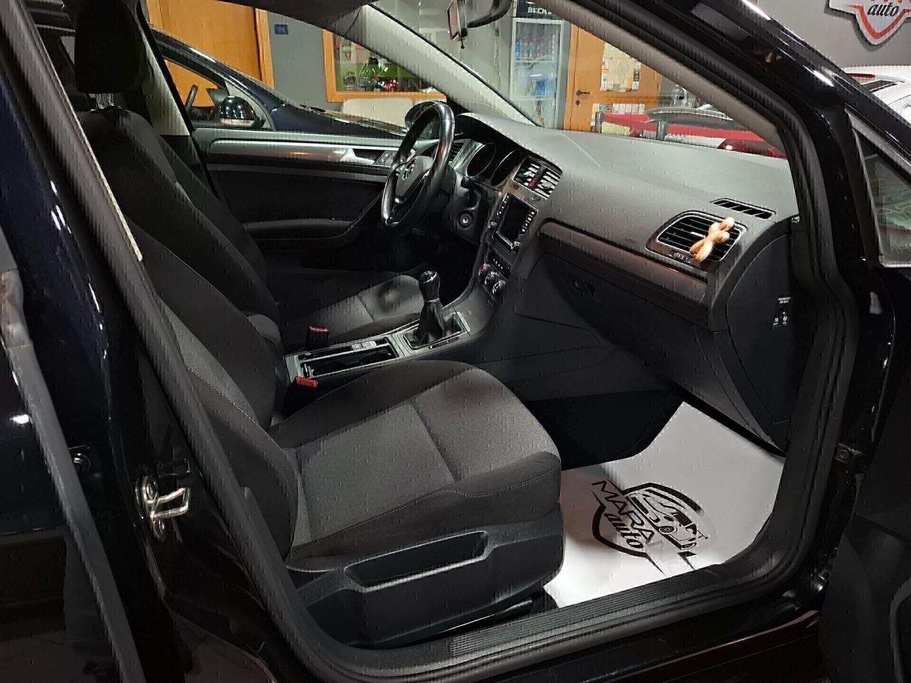 Volkswagen Golf 1.6 TDI 90 CV Neopatentato