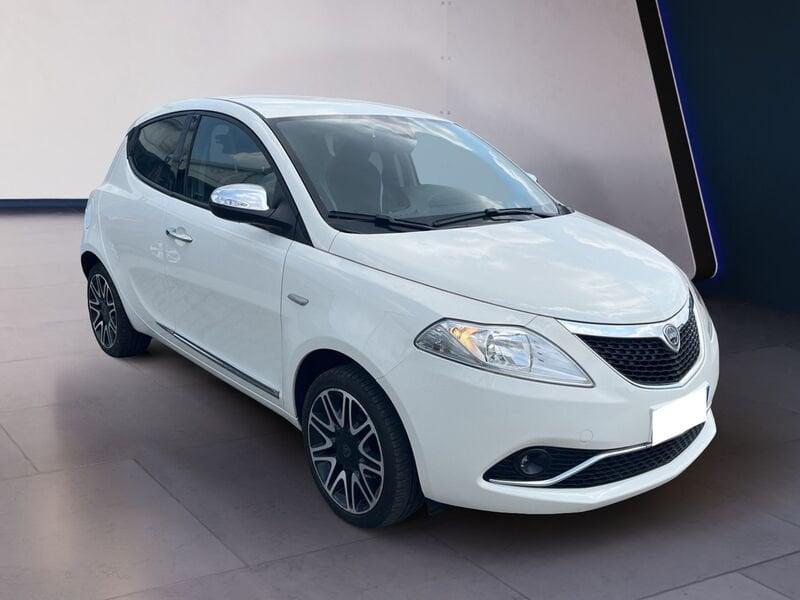 Lancia Ypsilon III 2015 1.2 Platinum s&s 69cv my19