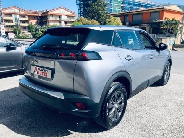 Peugeot 2008 1.2 100 cv S&S 33MILA KM