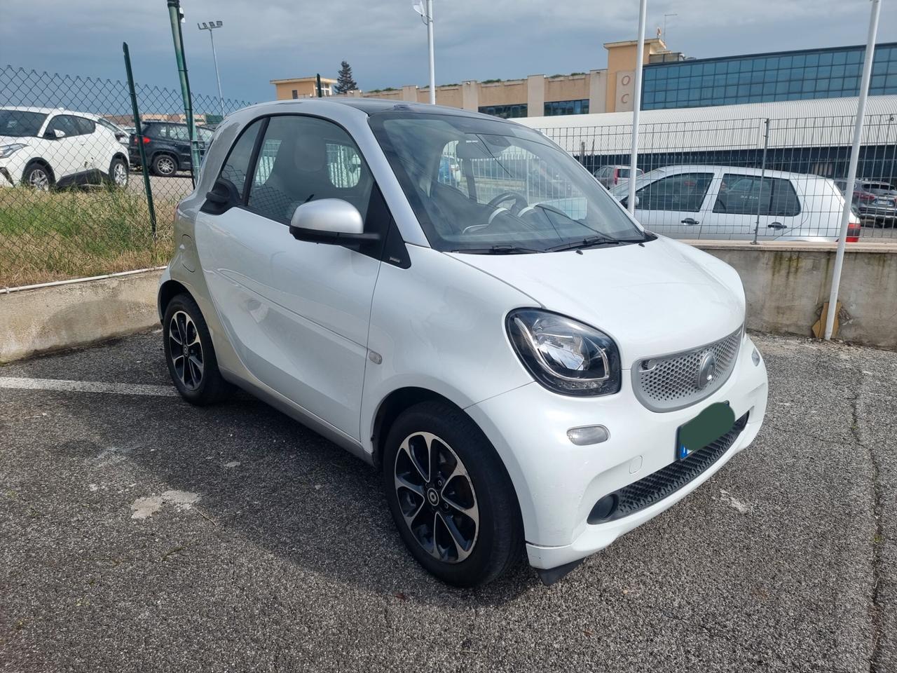 Smart ForTwo 1000 62 kW coupé passion