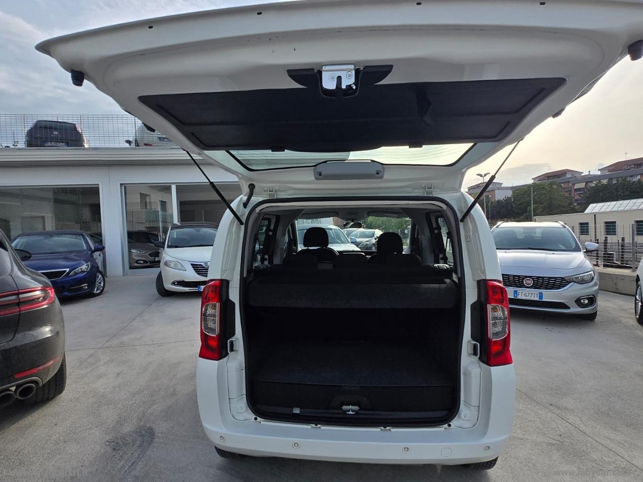 FIAT QUBO 1.4 8V 77 CV Lounge Natural Power UNIPROPRIETARIO
