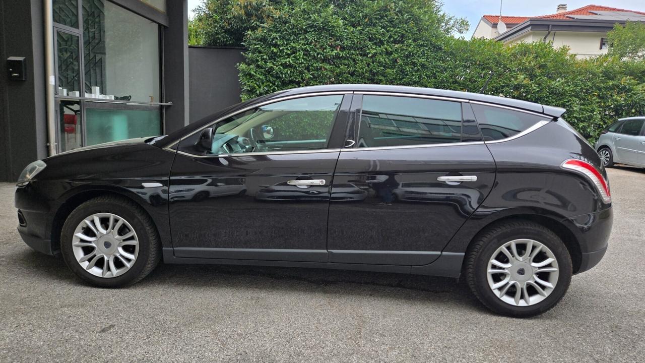 Lancia Delta 1.6 MJT DPF Gold