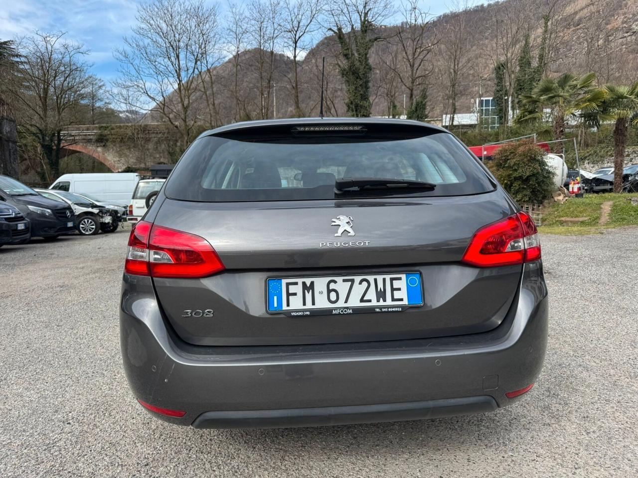Peugeot 308 BlueHDi 120 S&S SW Business