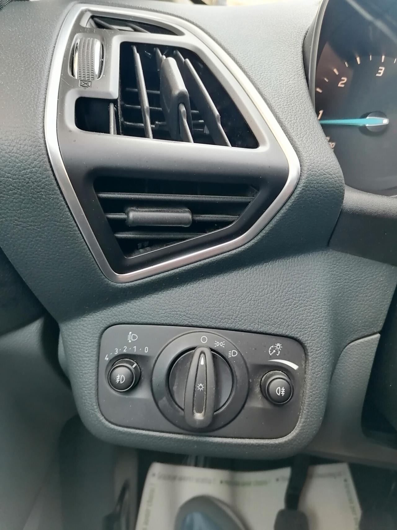 Ford C-Max 1.6 tdci 115cv TITANIUM 2015