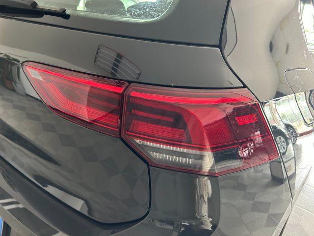 VOLKSWAGEN Golf 1.5 TGI DSG Life