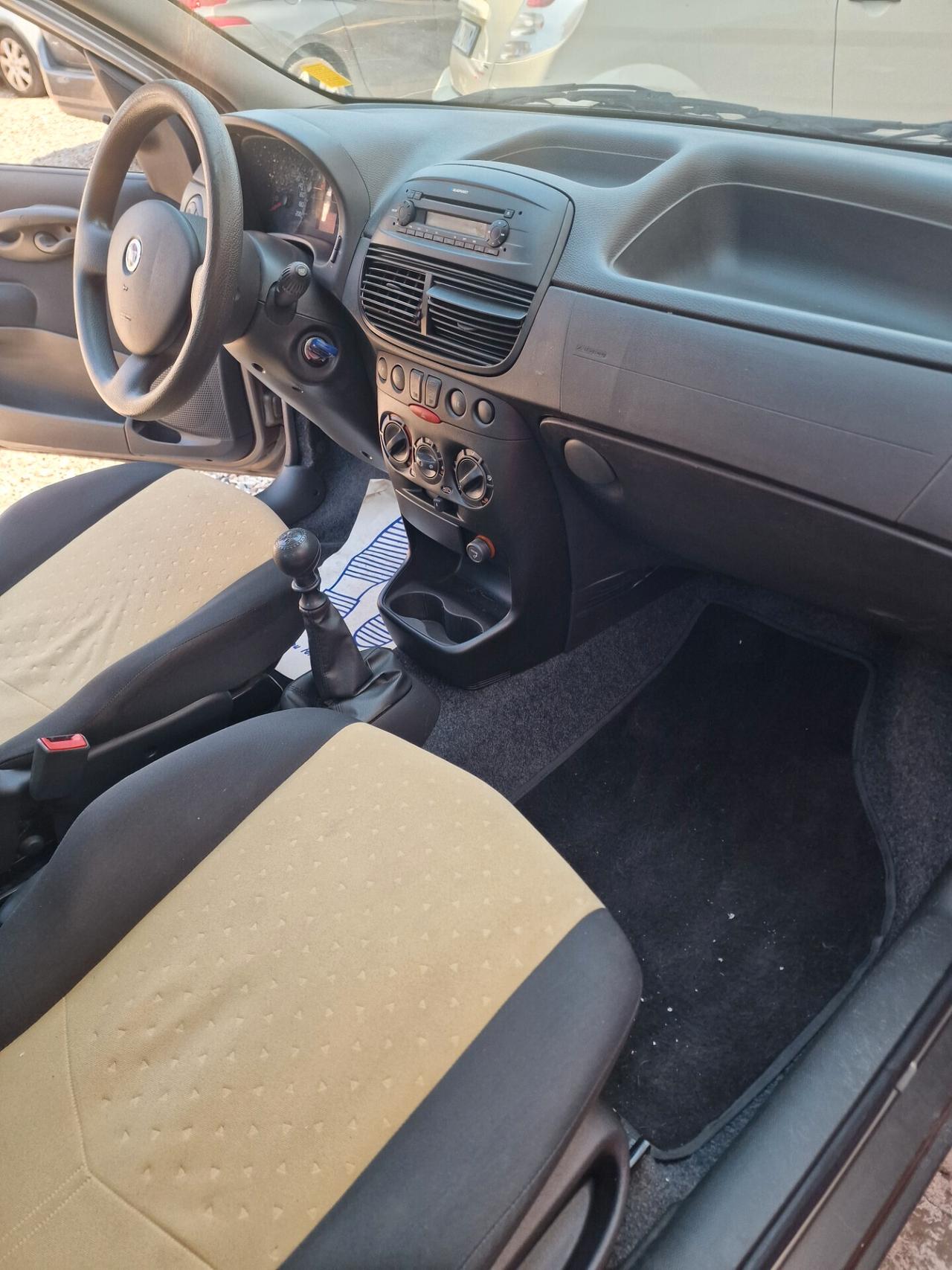 Fiat Punto Classic 1.2 5 porte unicopro.