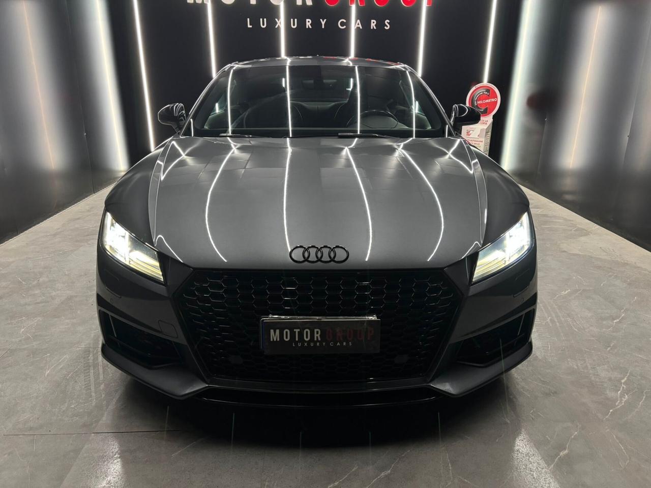 Audi TT Coupé 1.8 TFSI S tronic line 180CV