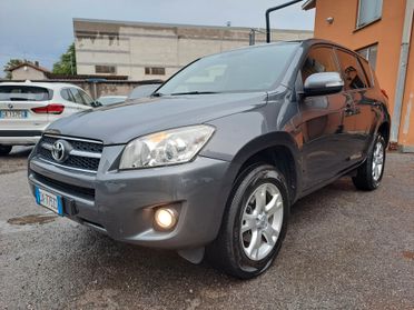 TOYOTA RAV 4 2.2 D-4D 4X4 E5