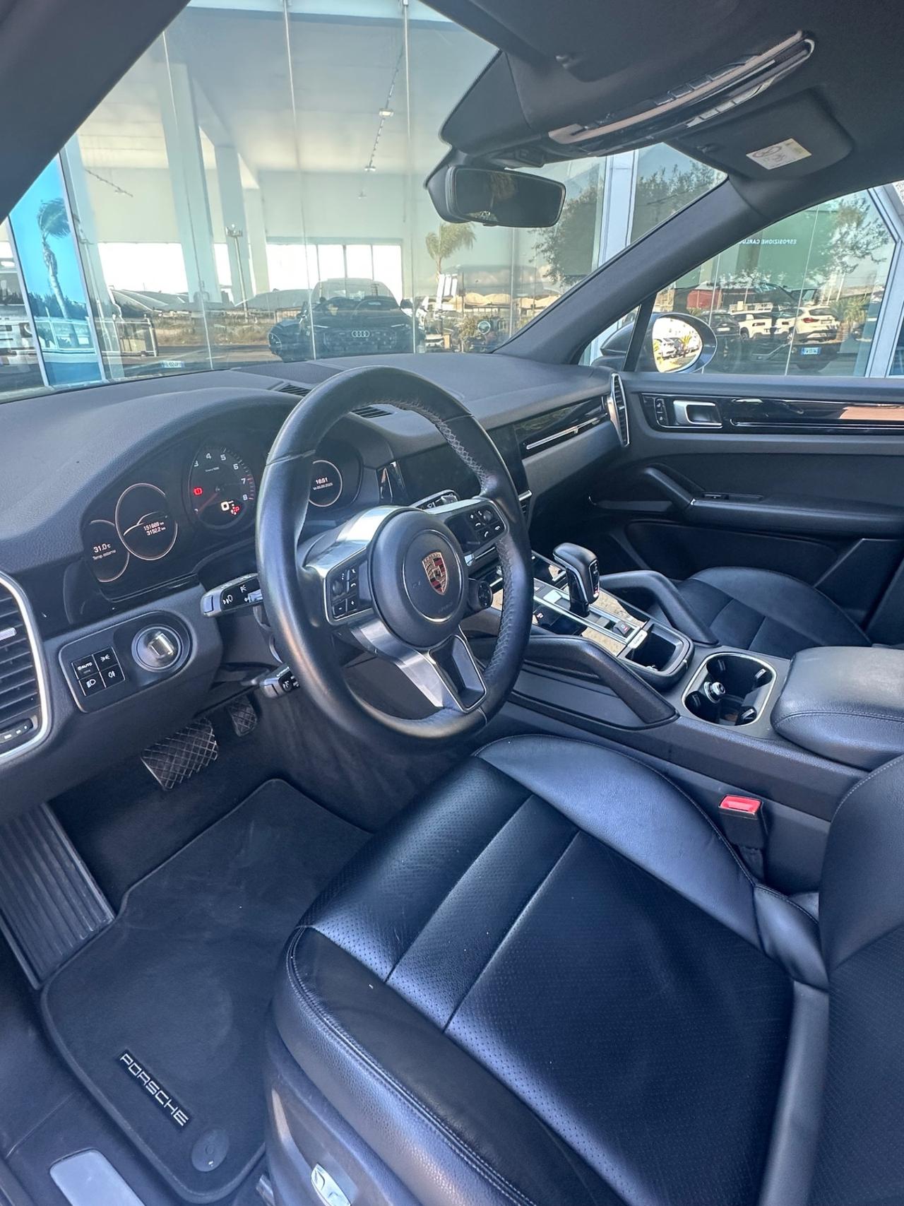 Porsche Cayenne 3.0 Anticipo €15.000 pagamento personalizzato