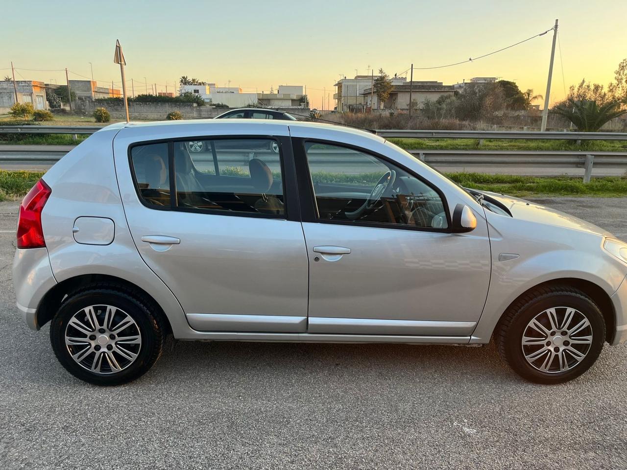 Dacia Sandero 1.4 8V GPL Unipro 2009
