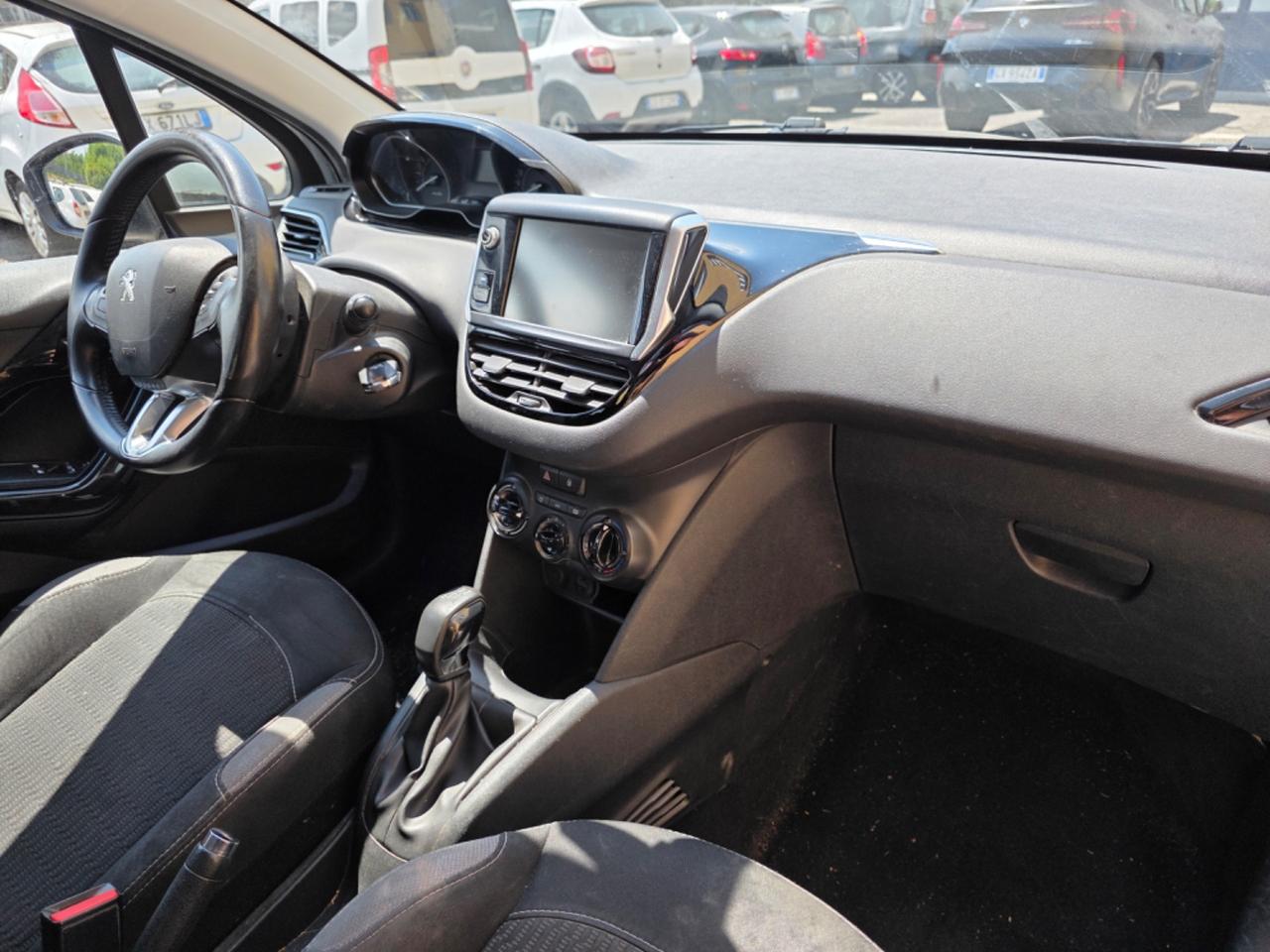 Peugeot 208 PureTech 82 5 porte Access