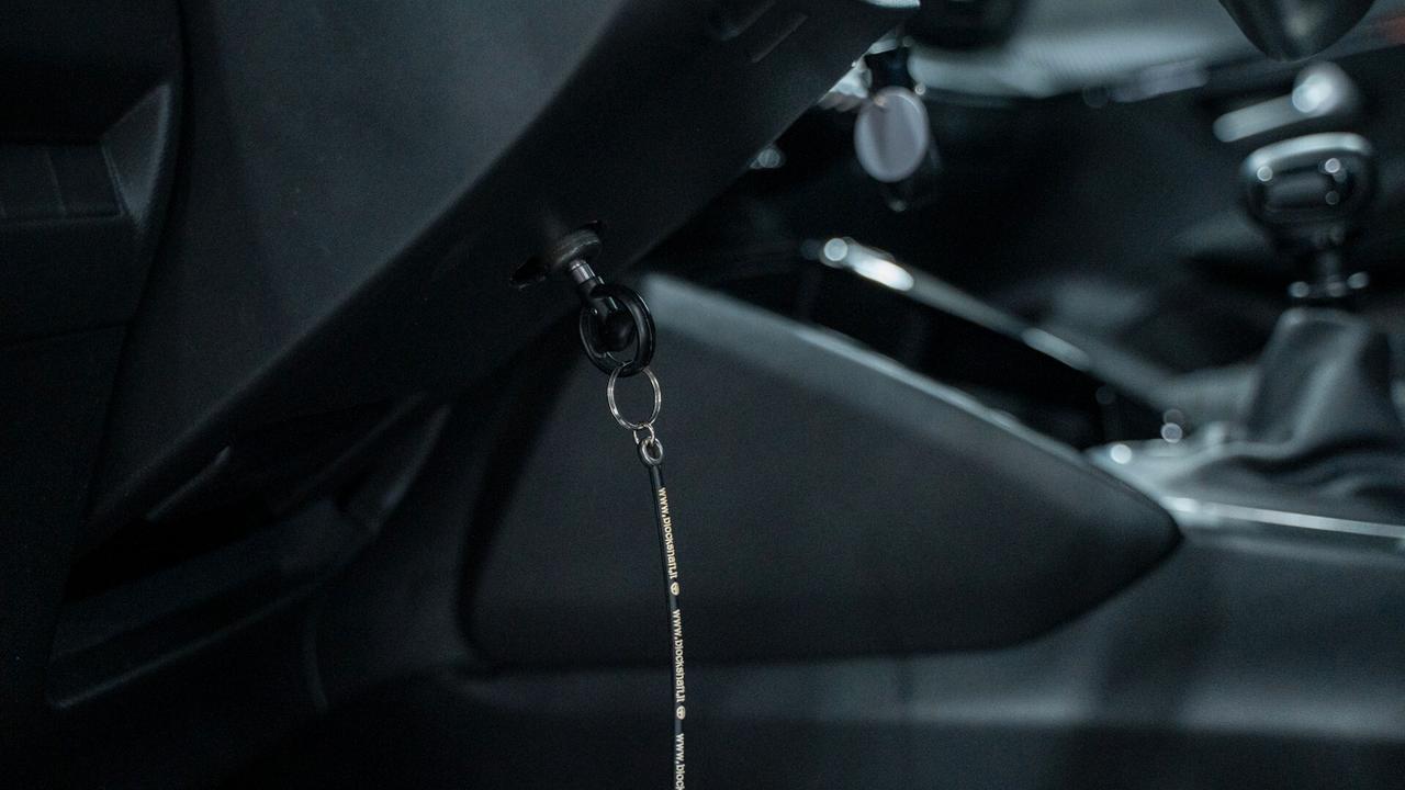 Peugeot 208 1.5 BLUEHDI ACTIVE PACK 100 CV CARPALY FULL OPTION