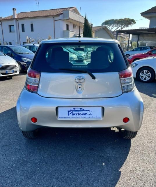 Toyota iQ 1.0 cvt (multidrive)