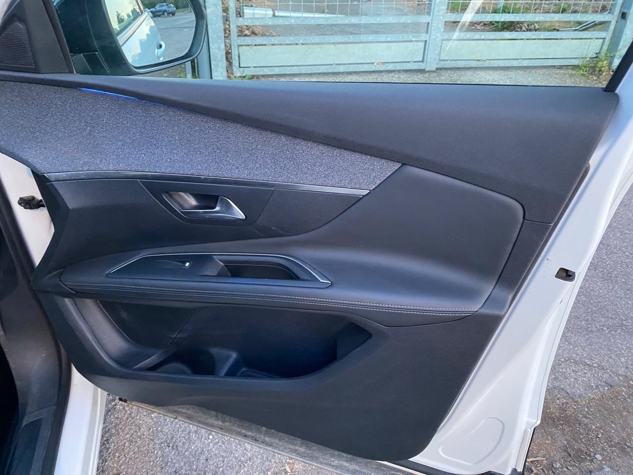 3008 PureTech Turbo 130 S&S Allure