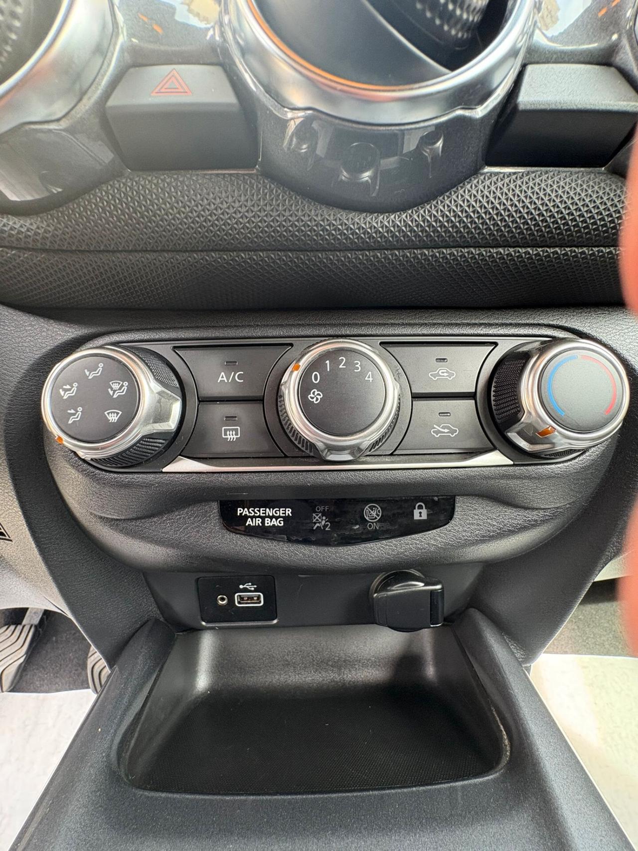 Nissan Juke 1.0 DIG-T 117 CV N-Connecta