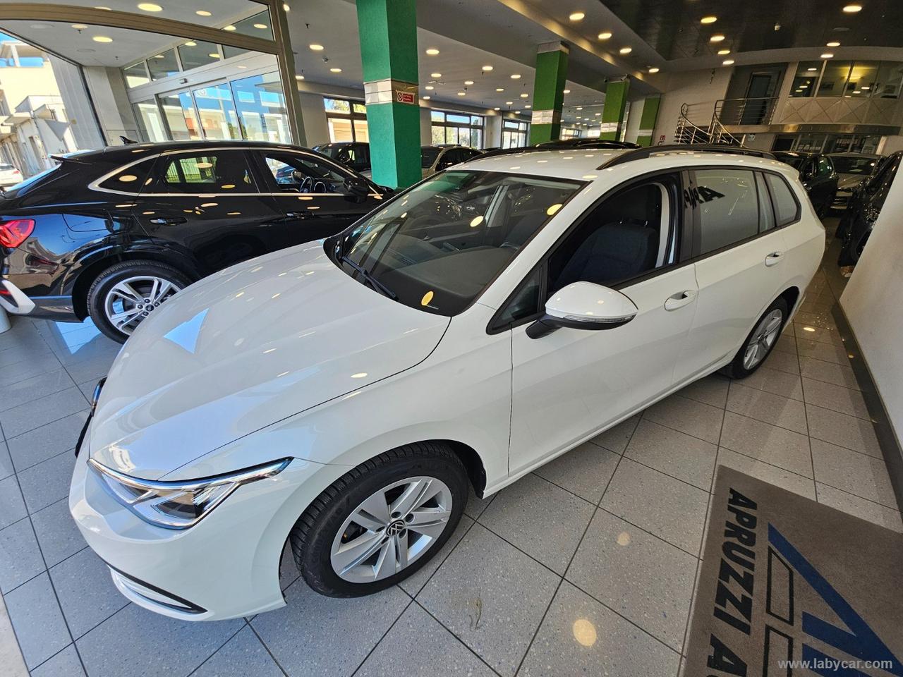 VOLKSWAGEN Golf Variant 2.0 TDI 115 CV SCR Life