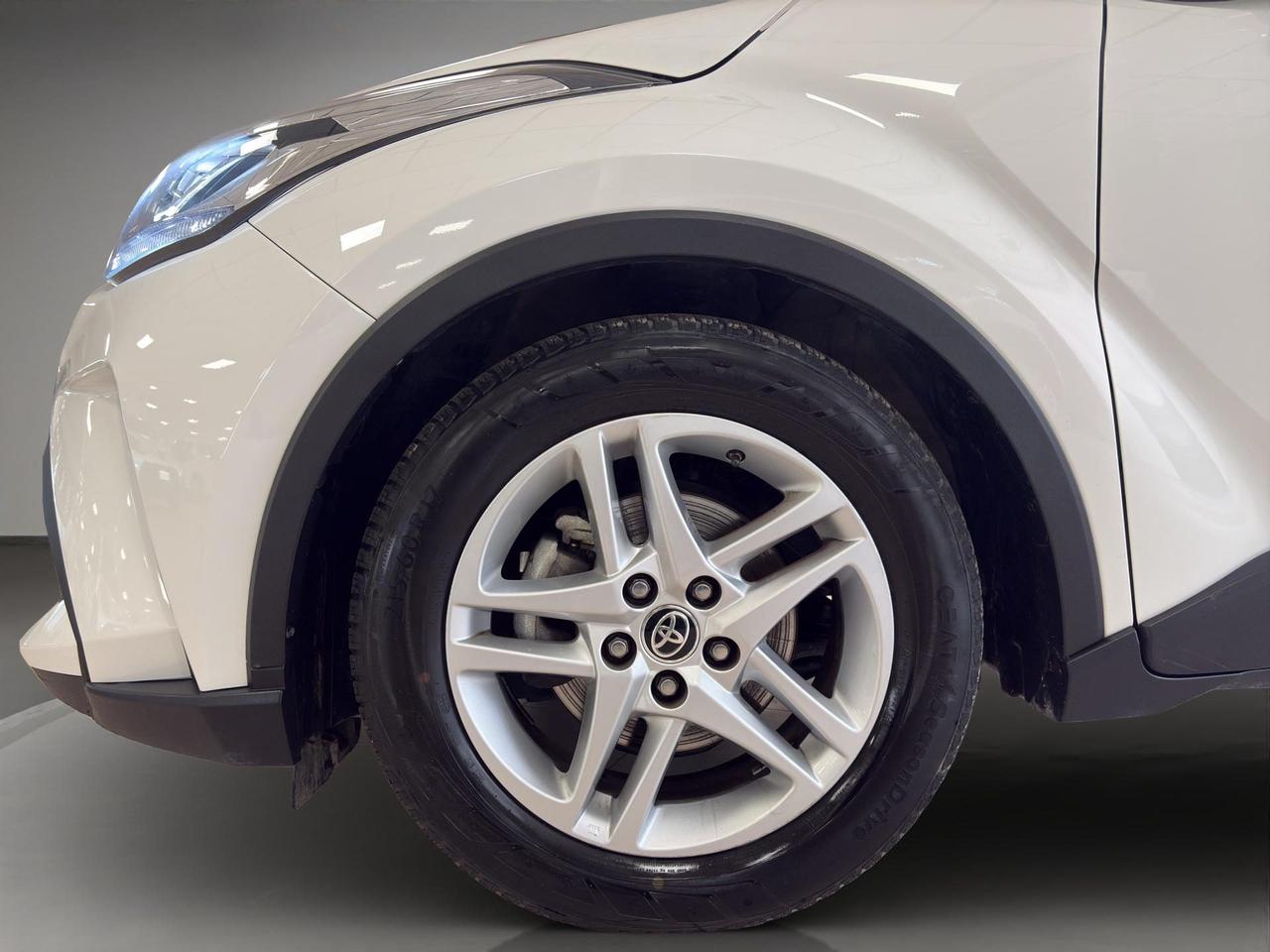 Toyota C-HR 1.8h Active e-cvt