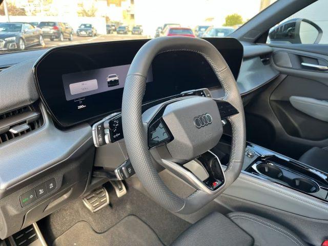 AUDI Q3 SPB TDI S tronic S Line Sline