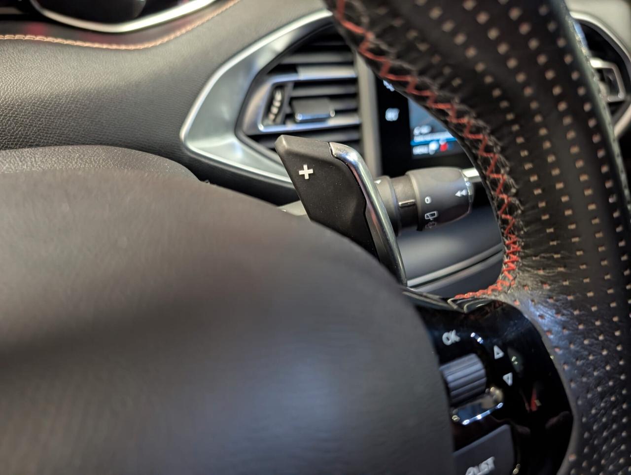 Peugeot 308 BENZINA 1.2 80.000 KM AUTOMATICO