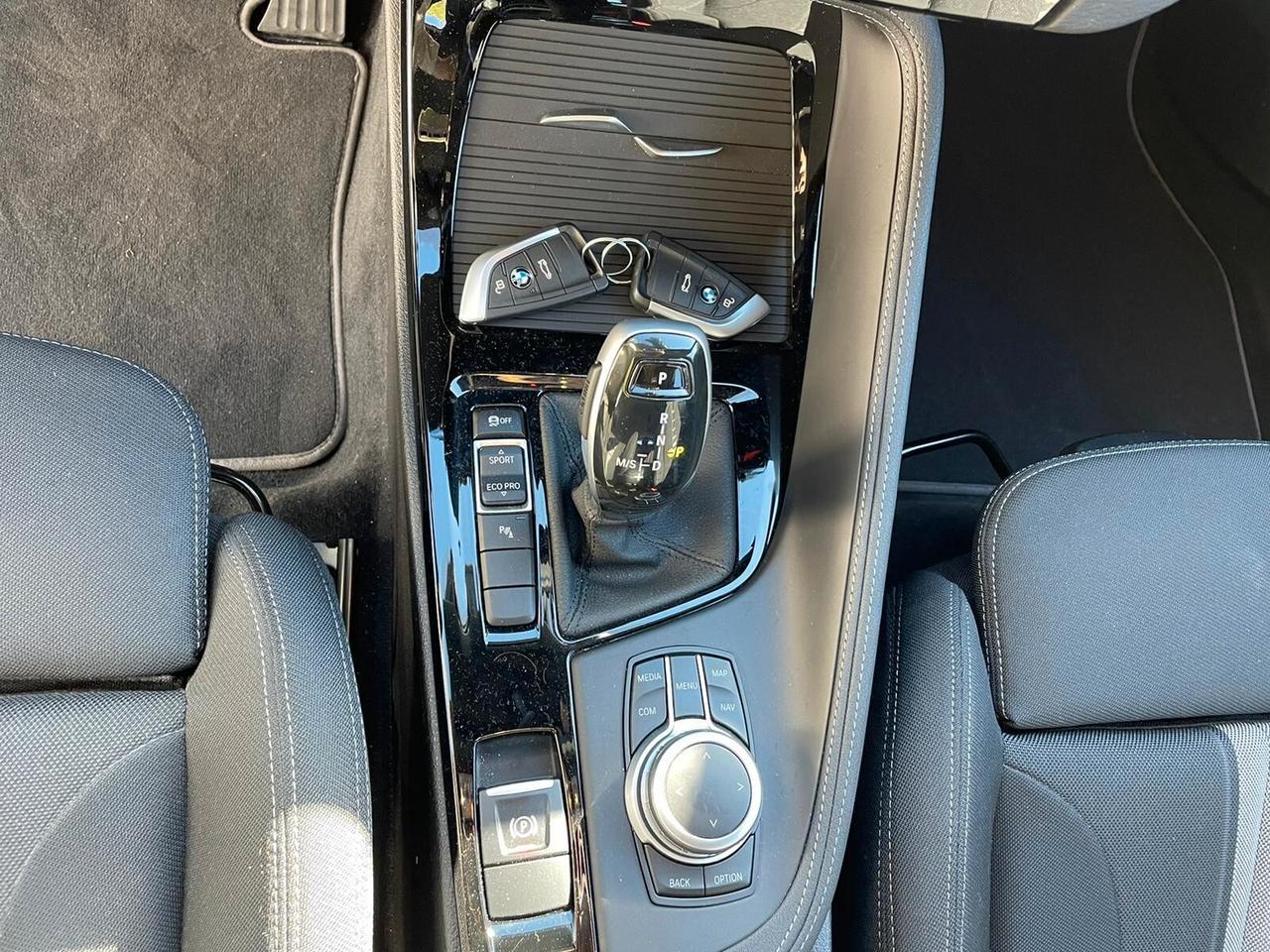 Bmw X2 sDrive18d Business-X