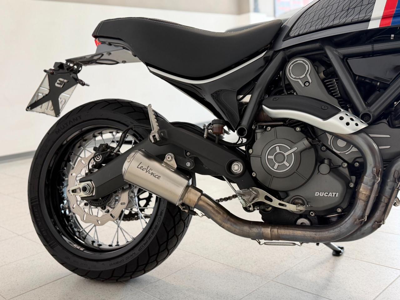 Ducati Scrambler 800 LEOVINCE PARI NUOVO FINANZIABILE PERMUTE