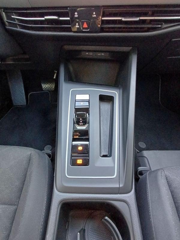 Volkswagen Golf Golf 1.0 eTSI EVO DSG Life