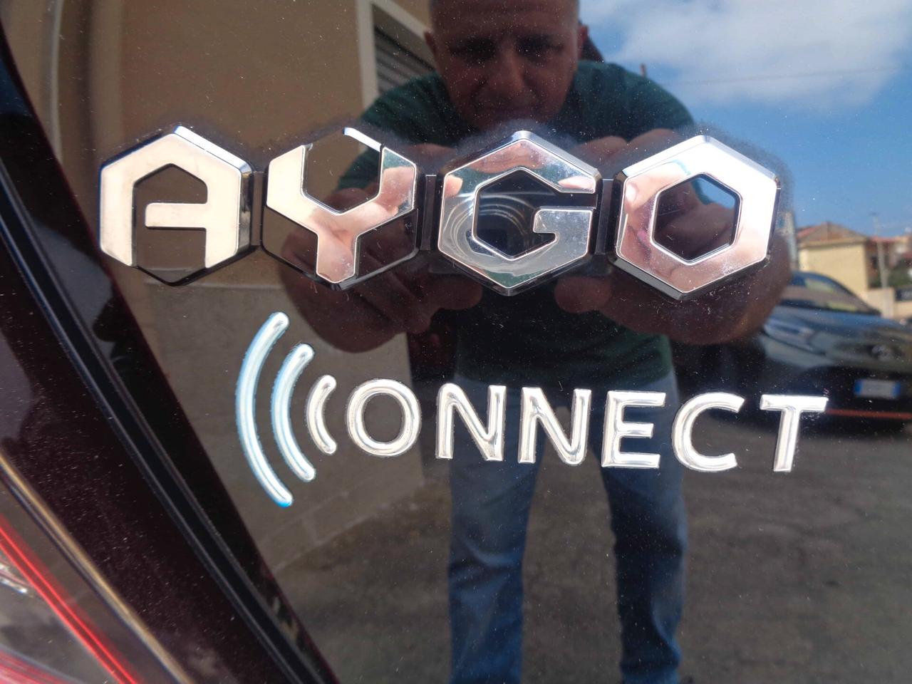 Toyota Aygo Connect 1.0 VVT-i 72 CV x-wave (Finanziabile)