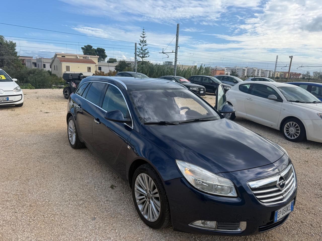 Opel Insignia 2.0 AUTOMATICA 2.990€
