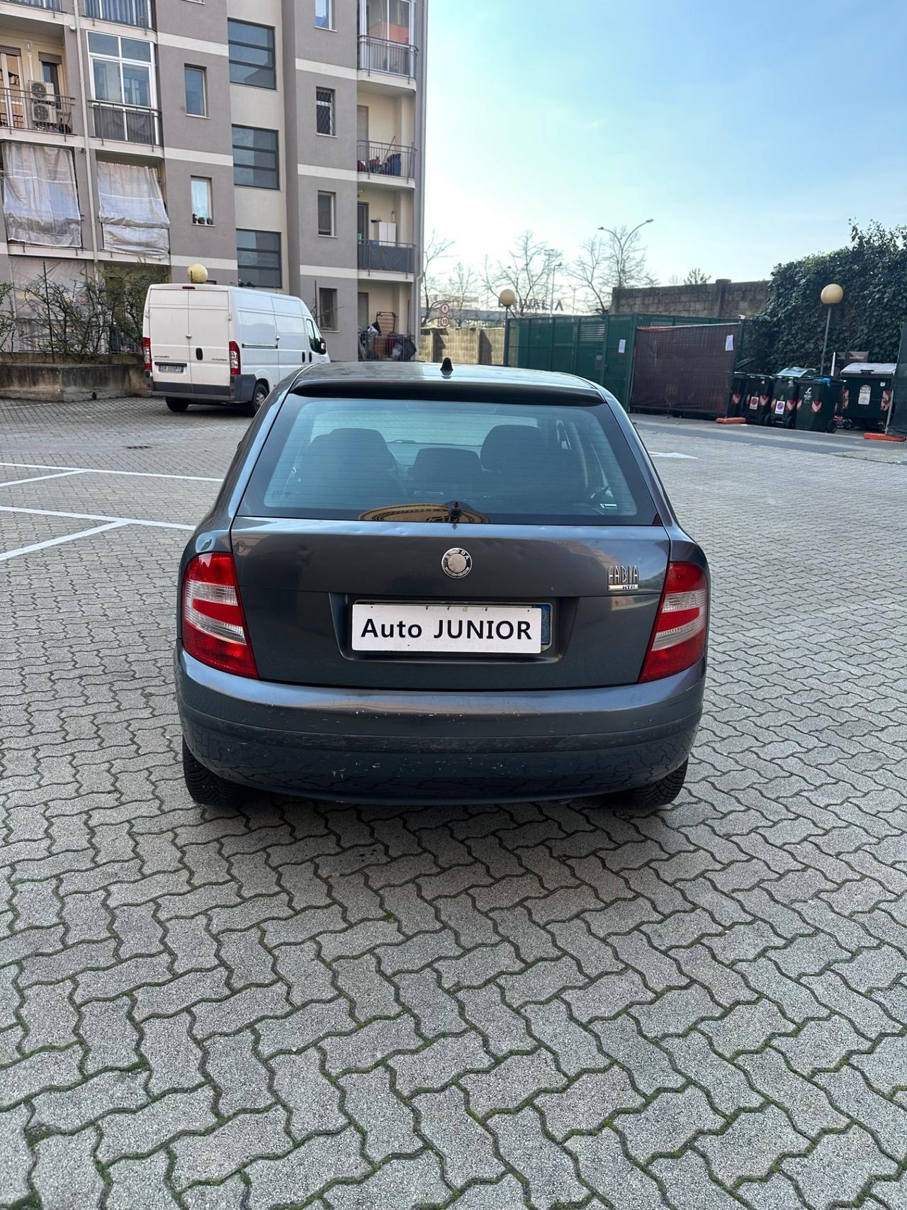 Skoda Fabia 1.2 12V 70CV 5p. Style