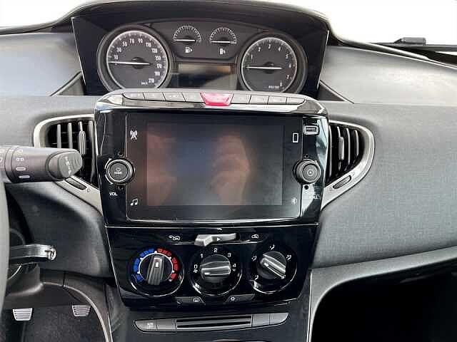 Lancia Ypsilon Ypsilon 1.0 firefly hybrid Gold s&s 70cv