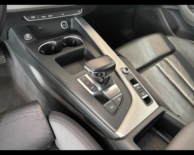 AUDI A5 Cabrio 40 TDI S tronic Business Advanced