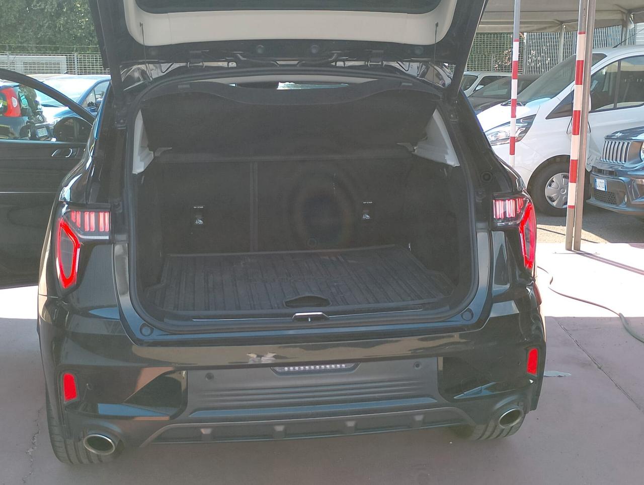 Lynk&co 01 PHEV