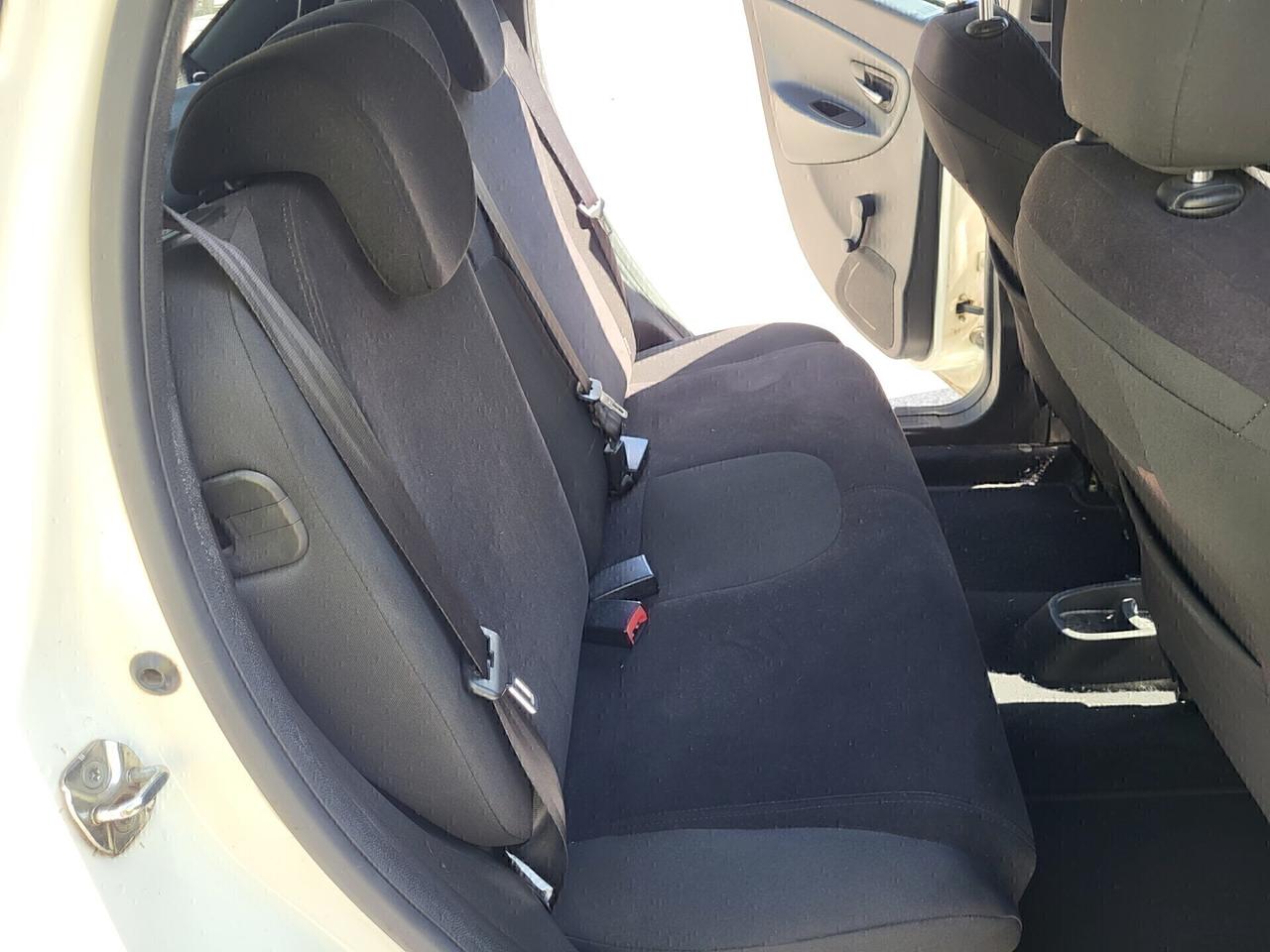 LANCIA Y 1,3 Mjet PLATINUM-UNICA PROPR-4 REVISIONI