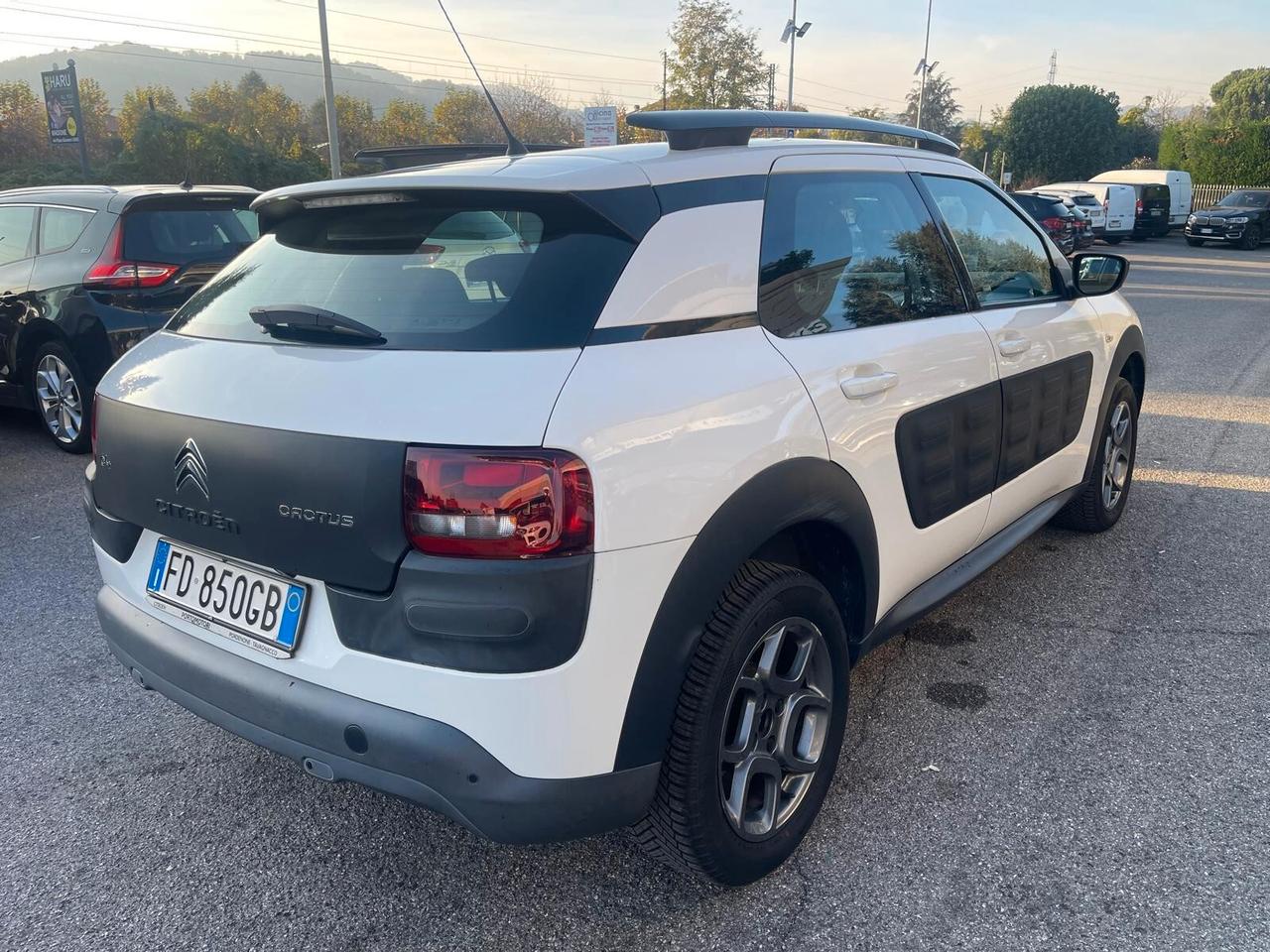 Citroen C4 Cactus BlueHDi 100 Shine