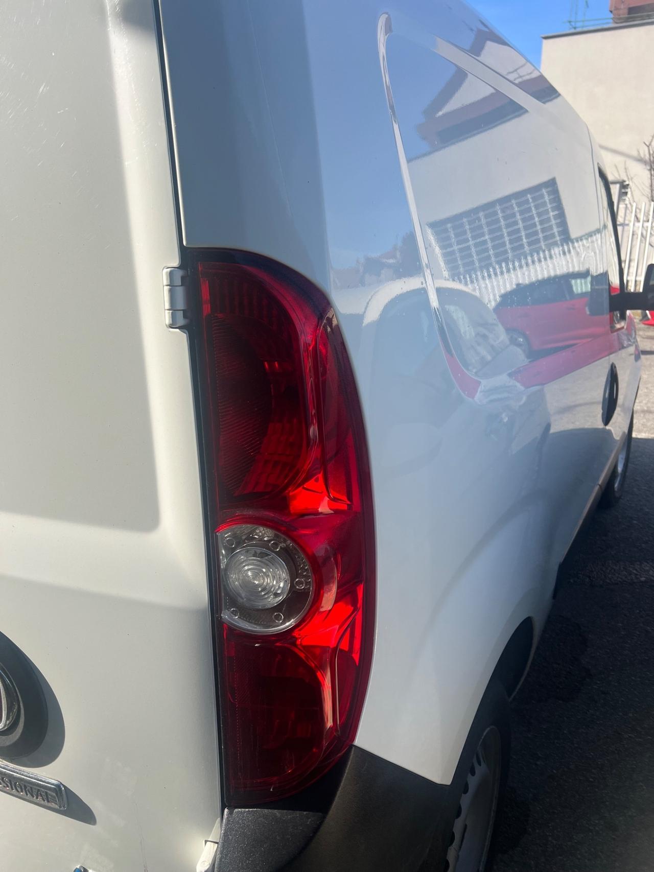 Fiat Doblo Doblò 1.4 T-Jet 16V Natural Power Lounge