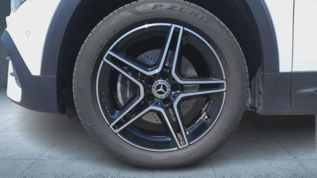 MERCEDES-BENZ GLB 200 d Automatic Premium