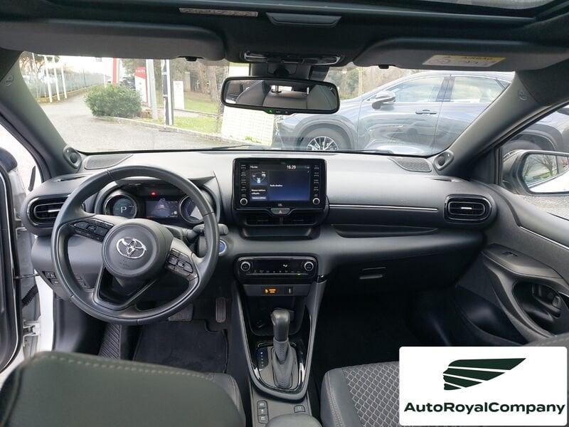 Toyota Yaris Hybrid Lounge MY20