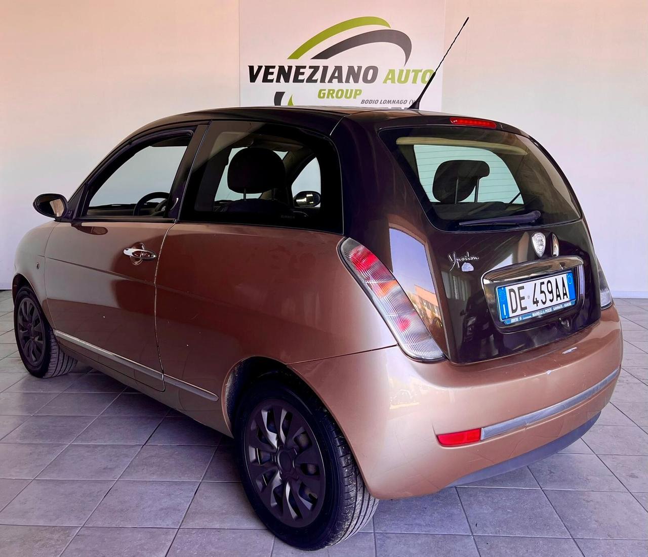 Lancia Ypsilon 1.2 Argento