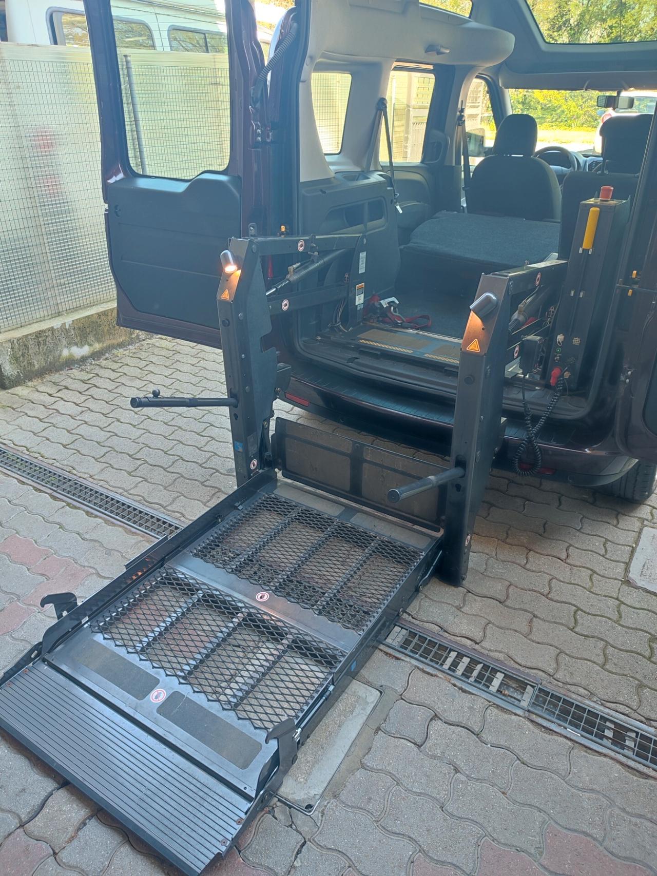 FIAT DOBLO 2012 BENZINA PEDANA DISABILI ELETTRICA TETTO ALTO