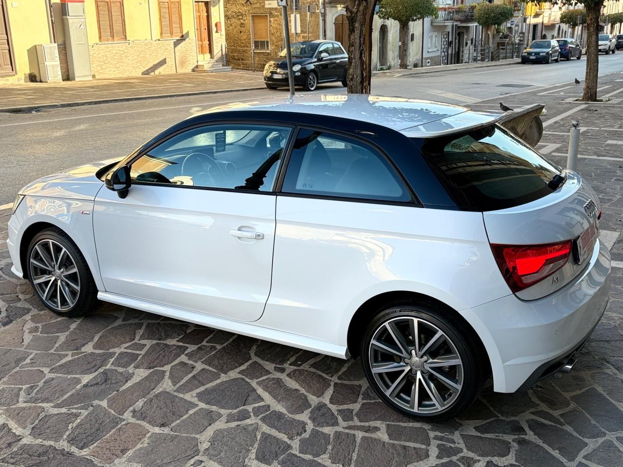 Audi A1 1.4 TDI 90 CV PERLATA S-LINE FULL/LED