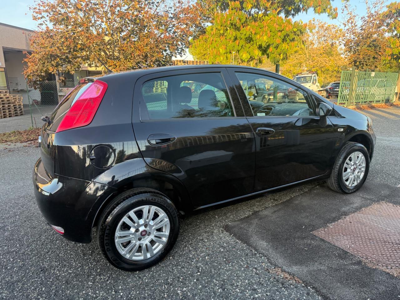 Fiat Punto 1.4 8V 5 porte Natural Power Street