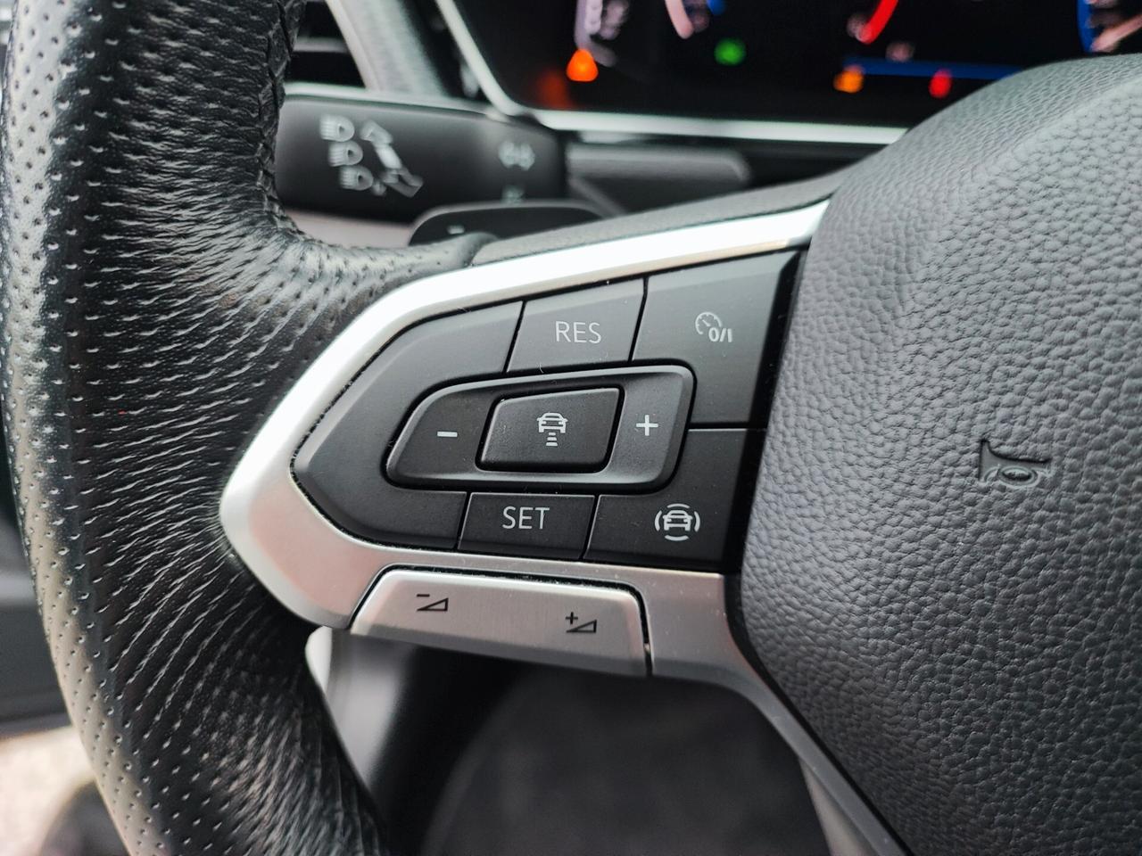 Volkswagen T-Cross 1.0 TSI 115 CV DSG R LINE EDITION