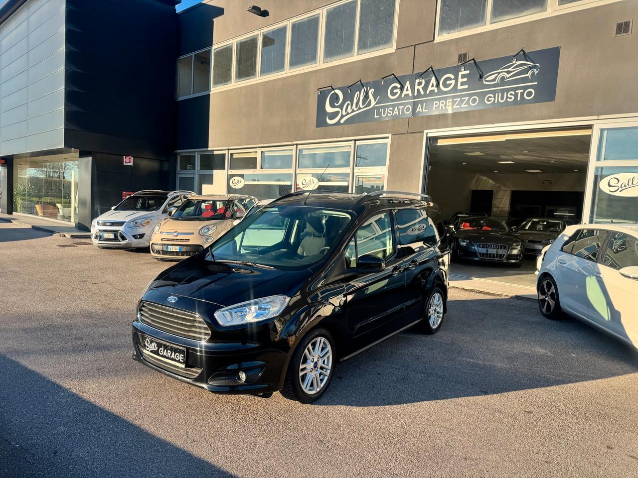 Ford Tourneo Courier 1.0 EcoBoost 100 CV Titanium